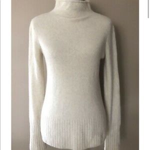 Madewell Creme turtleneck- brand new